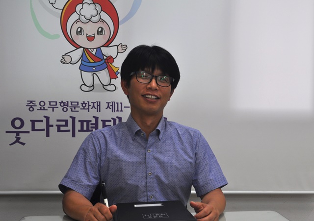 인터뷰 메인.JPG