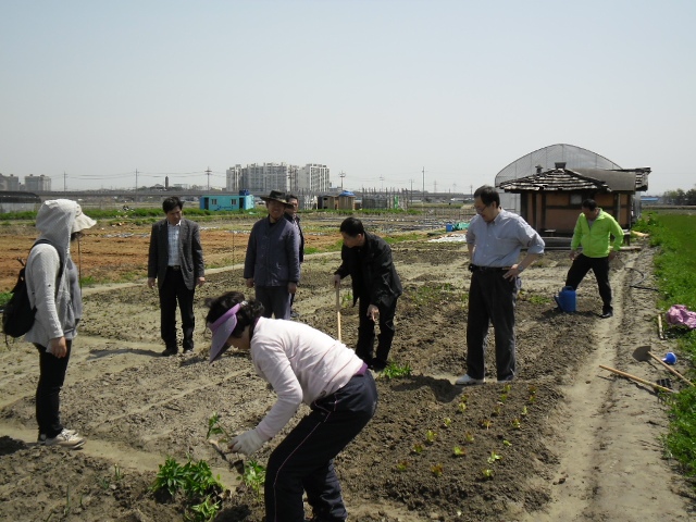 14면 전면 인터뷰4.jpg